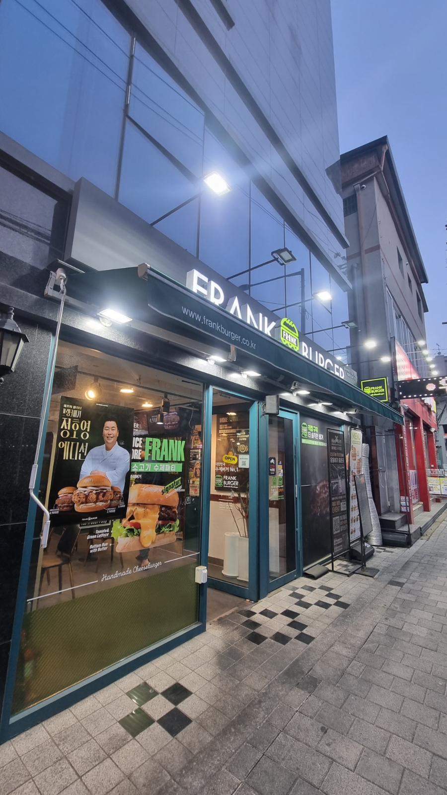 프랭크버거 용마산역점 사진 2