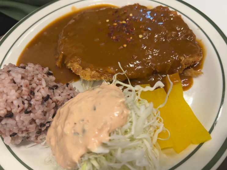  답십리역 가성비 혼밥, 경양식돈까스 맛집 <엠브로돈까스 답십리점>