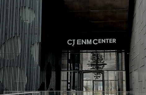  CJ ENM 1분기 어닝 쇼크와 티빙의 디지털 시프트, KBO 효과가 반등의 열쇠가 될까? - CJ ENM 영업이익 15억 원과 미디어 생태계 지형 변화