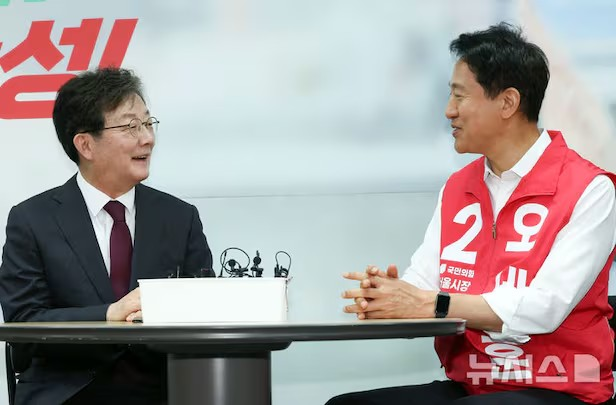 <b>유승민</b> "서울 지켜야· · · <b>오세훈</b> 당선 위해 힘 보탤 것"