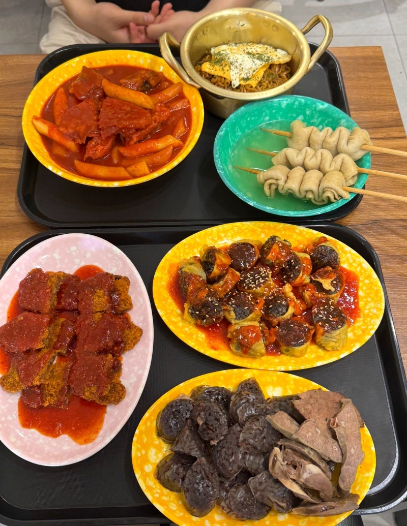 건대 떡볶이 맛집 나혼자산다 NCT 도영 떡볶이로 유명한 노룬산떡볶이 메뉴추천 주차
