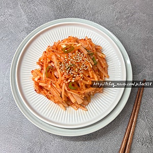 새콤달콤 여름 무생채 만드는법 무생채 나물 무침 황금 레시피