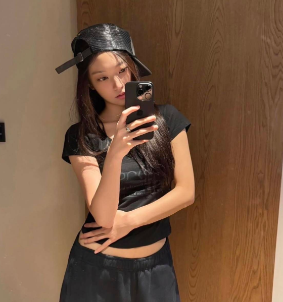 'Still Beautiful' NewJeans Haerin, the 'Baby Cat' Who Just Turned 20: Her Latest Updates