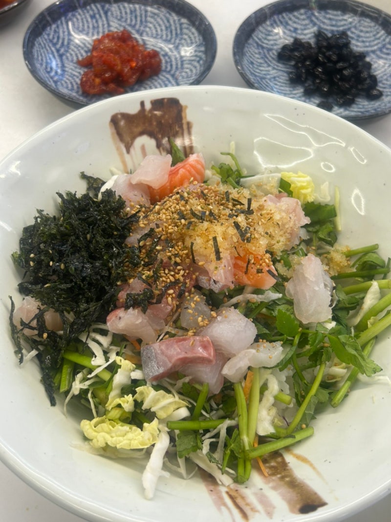 [강남역 점심 맛집] 주나수산, 회덮밥 퀄리티에 놀라고 온 솔직 후기