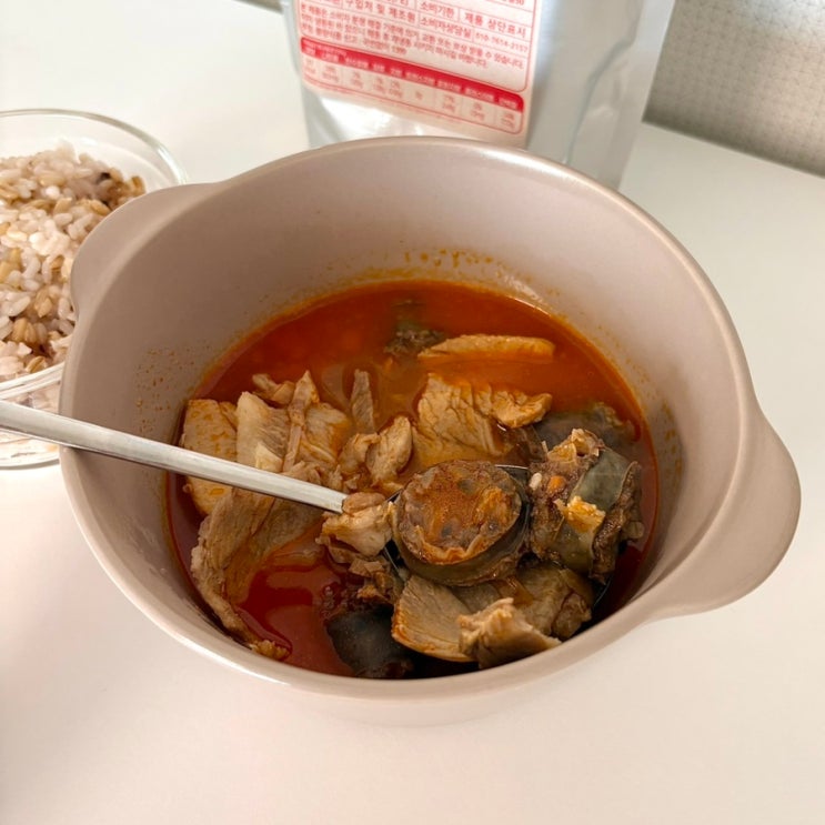  얼큰 칼칼 순대, 고기 푸짐하게 들어있는 서울깍쟁이 순대국 추천
