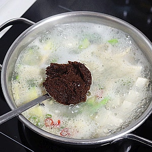 된장은 마지막에 넣기 바지락 된장찌개 레시피 냉동 바지락살 요리