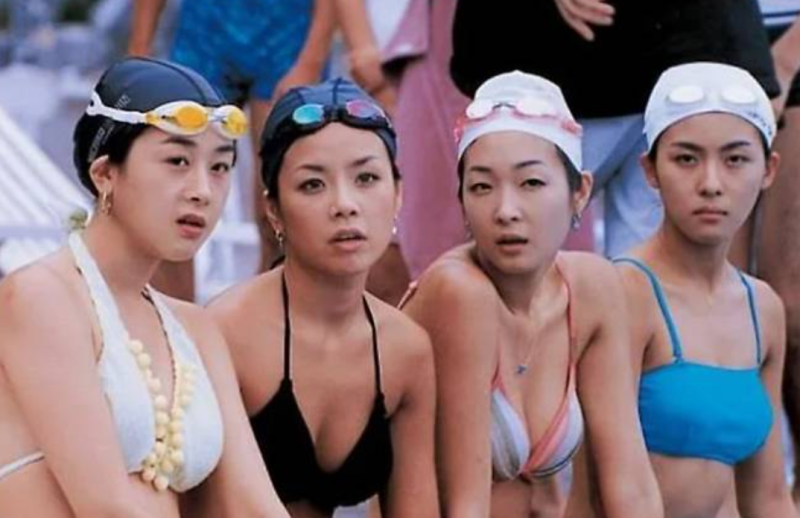 "색즉시공으로 번 돈 다 어디 가고..." 배달 오토바이 타며 치킨집 사장님이 된 여배우 사연.jp....