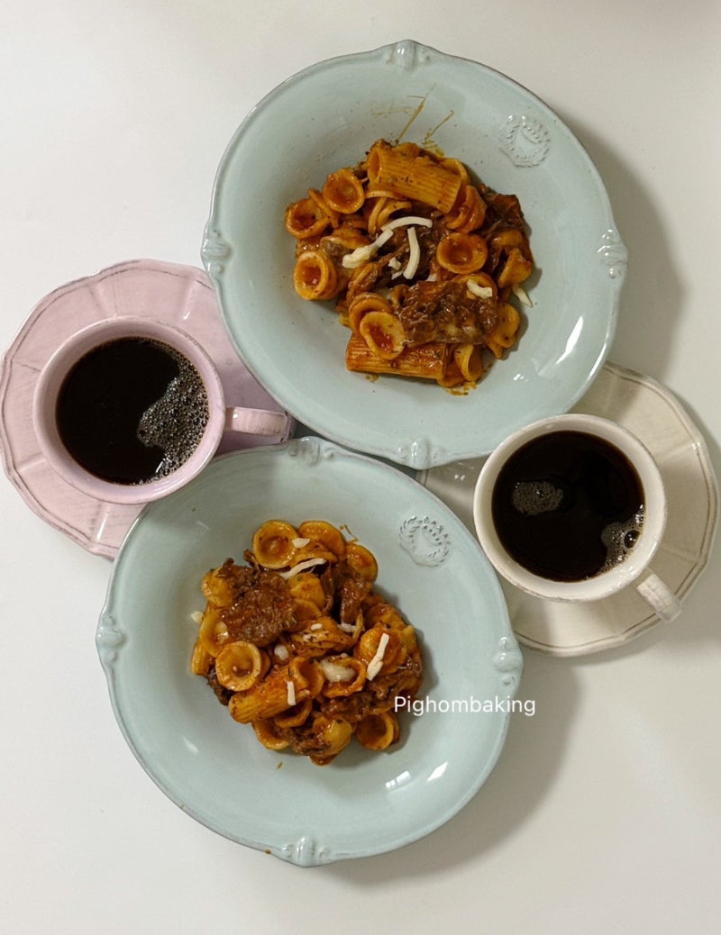 활용도 좋은 청정원 아라비아따 스파게티 소스로 간편하게 한끼 해요.