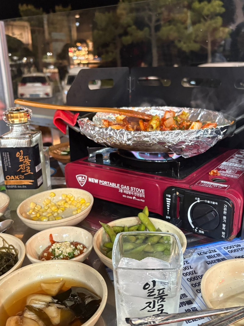 부산 송정해수욕장 꼼장어 맛집 | 바닷가 야장에서 첫 꼼장어 도전