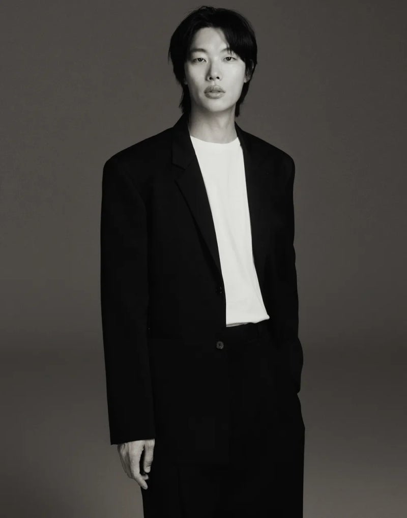 류준열 나이 재산 프로필 혜리 한소희 열애설 영화 근황 총정리