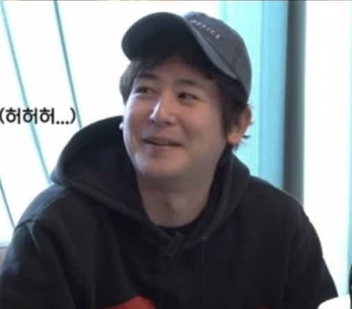 "진짜 닉쿤 맞냐" ..무너진 턱선에 무너진 팬심, 2PM태국왕자 실종사건