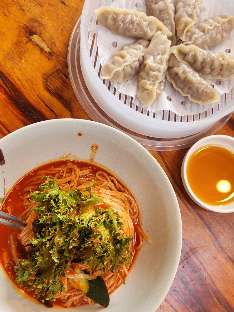 인덕원비빔국수 안양본점 | 한고은 맛집으로 유명한 그 집, 직접 가봤어요