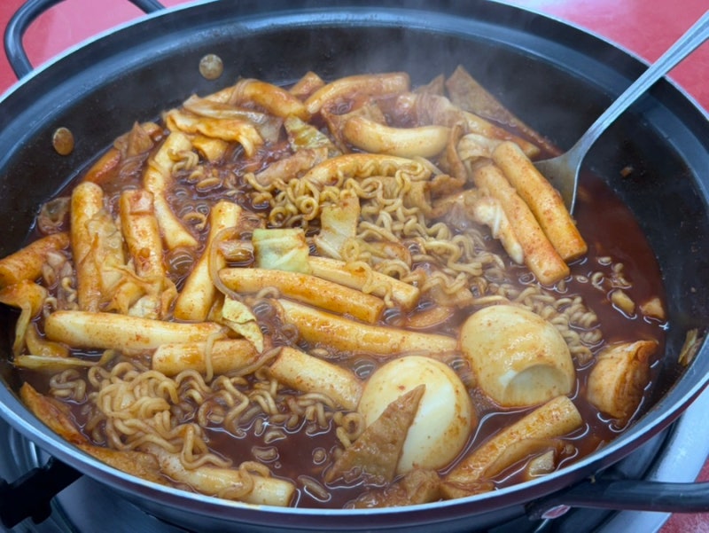 이수 사당 맛집 놀거리 애플하우스 강민경 서울 3대 떡볶이