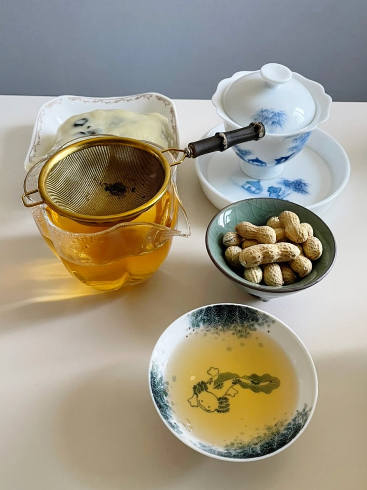 복해포랑 in 백자 개완