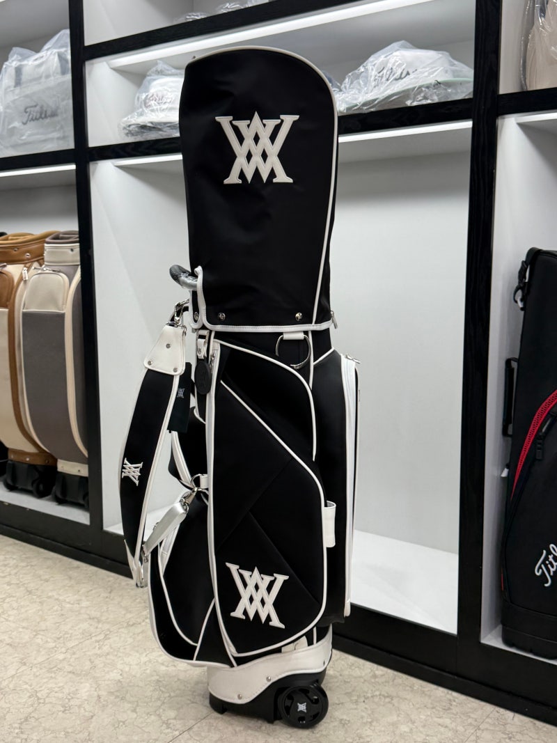 최신상 어뉴 골프백 소개 - 9.5 UNI INCISION WHEEL BAG_