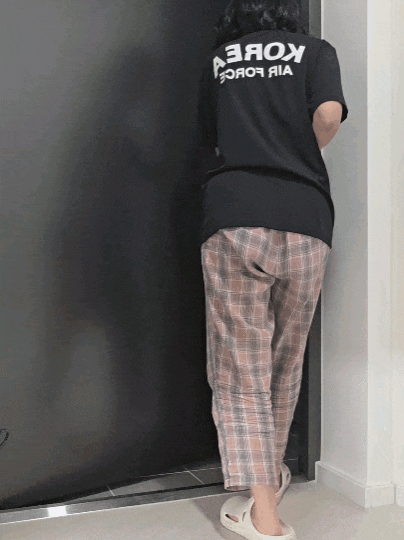 현관문스토퍼 추천 무타공 도어스토퍼 설치 후기 너무 편한 현관문말발굽