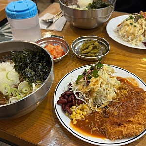 이수역 맛집, 경성모밀 돈까스와 냉모밀 (남성사계시장, 토요일 주말 웨이팅)