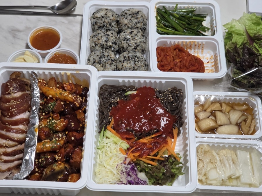 족발야시장 호암점 사진 3