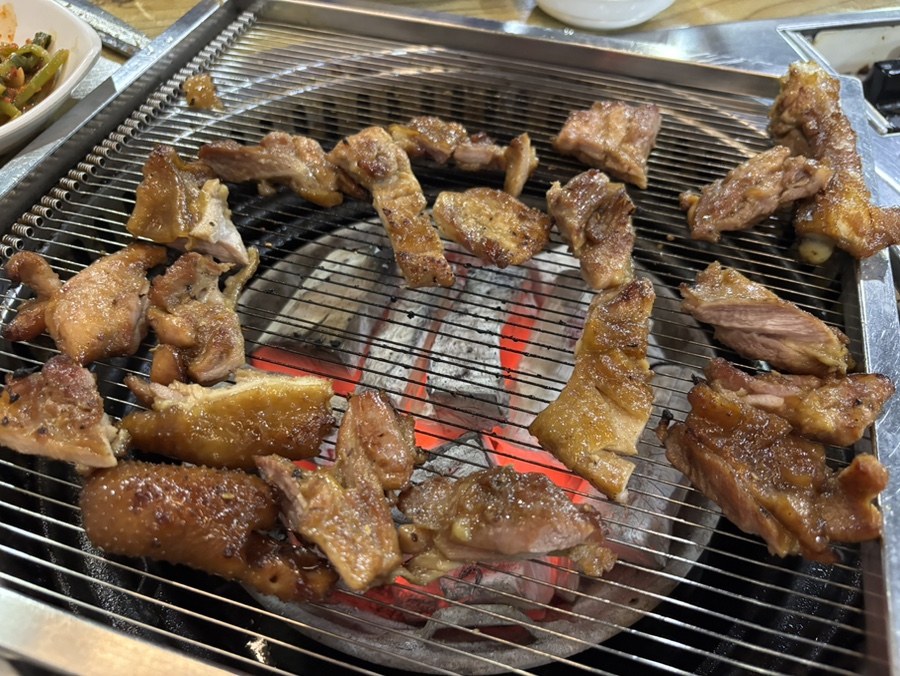 참숯불에꾸운닭 본점 사진 4
