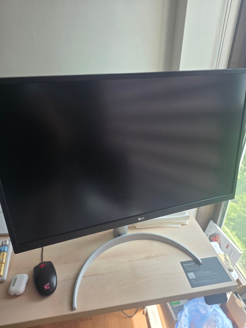 27인치 4K LG 모니터 27UP550N 중고로 업어온 후기, C타입이 지원되는 모니터