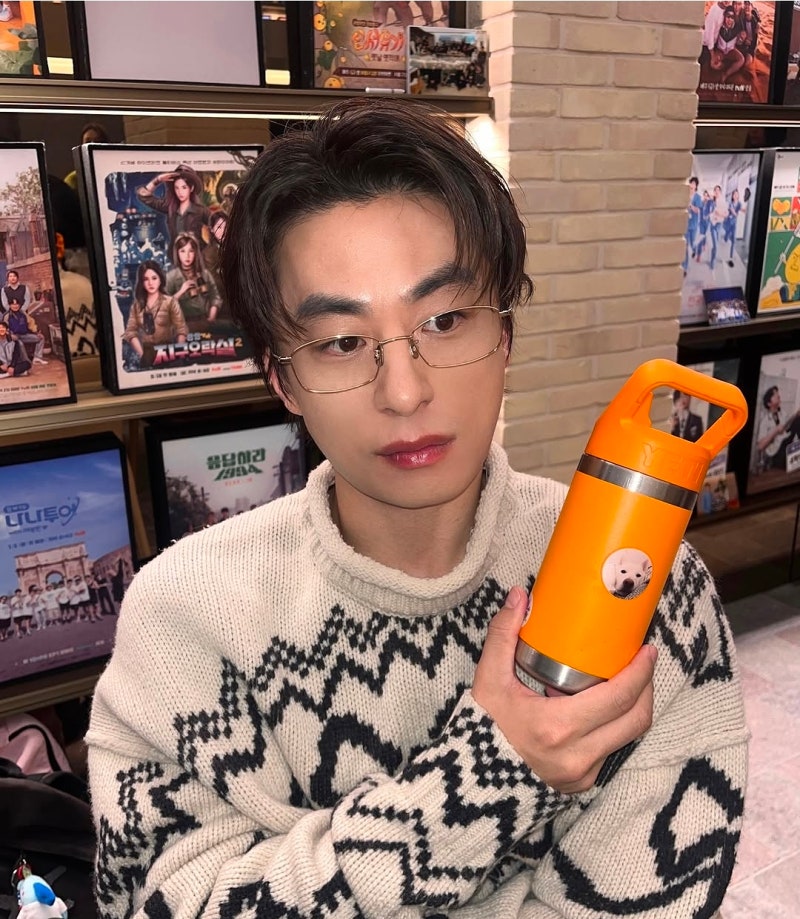 Geek Chic Koo Kyo-hwan's Glasses: Nishide Kazuo NK771, These are Hot!