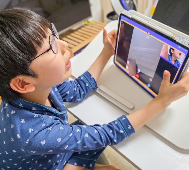  핸드폰 없는 아이, 저스톡으로 연락! 영상통화 문자 어플 사용후기