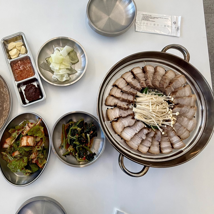 모퉁이돌막국수 사진 1