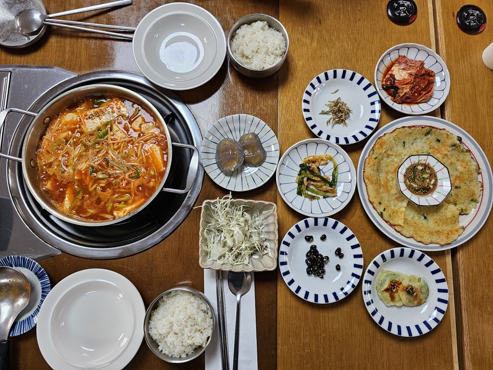 한반도지형 두부마을 사진 1