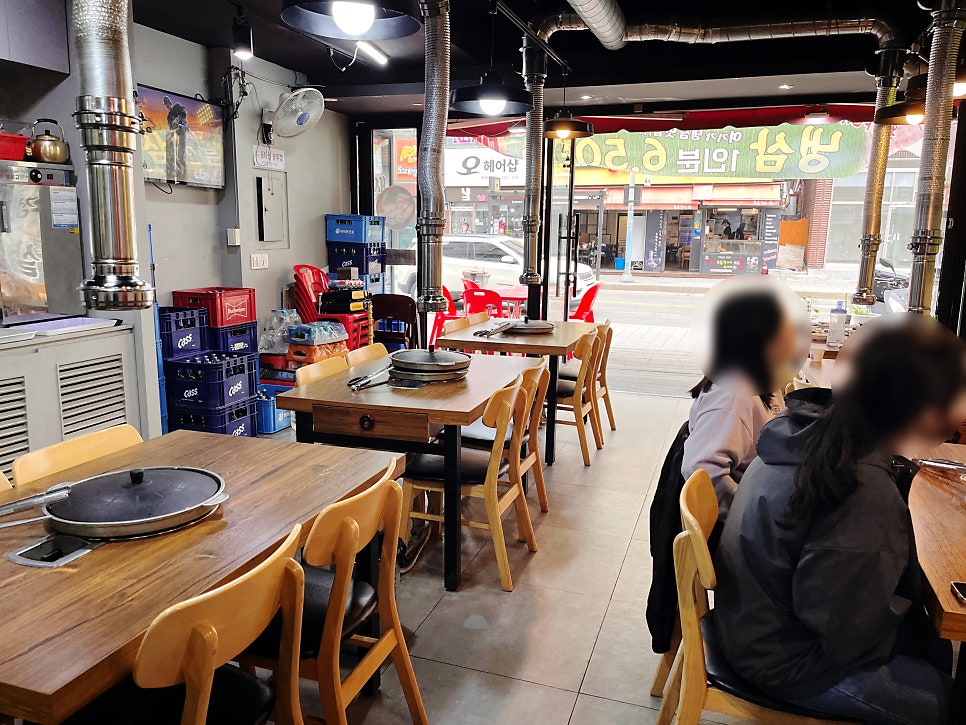 홍가네불타는솥뚜껑 본점 사진 4