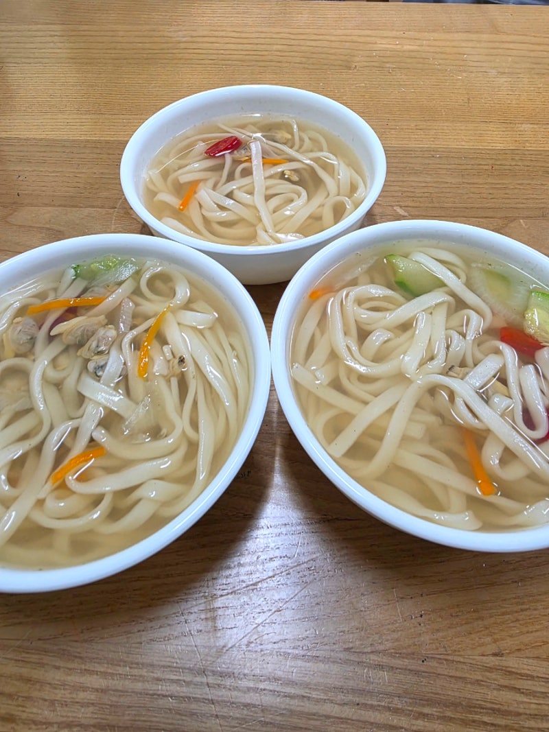 코스트코 비비고 바지락칼국수 맛있어요!