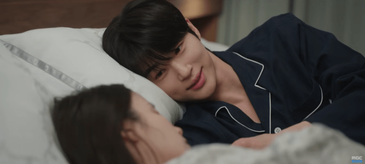  21세기 대군부인 12화 마지막회 최종화 결말 군주제 폐지와 이완의 행복