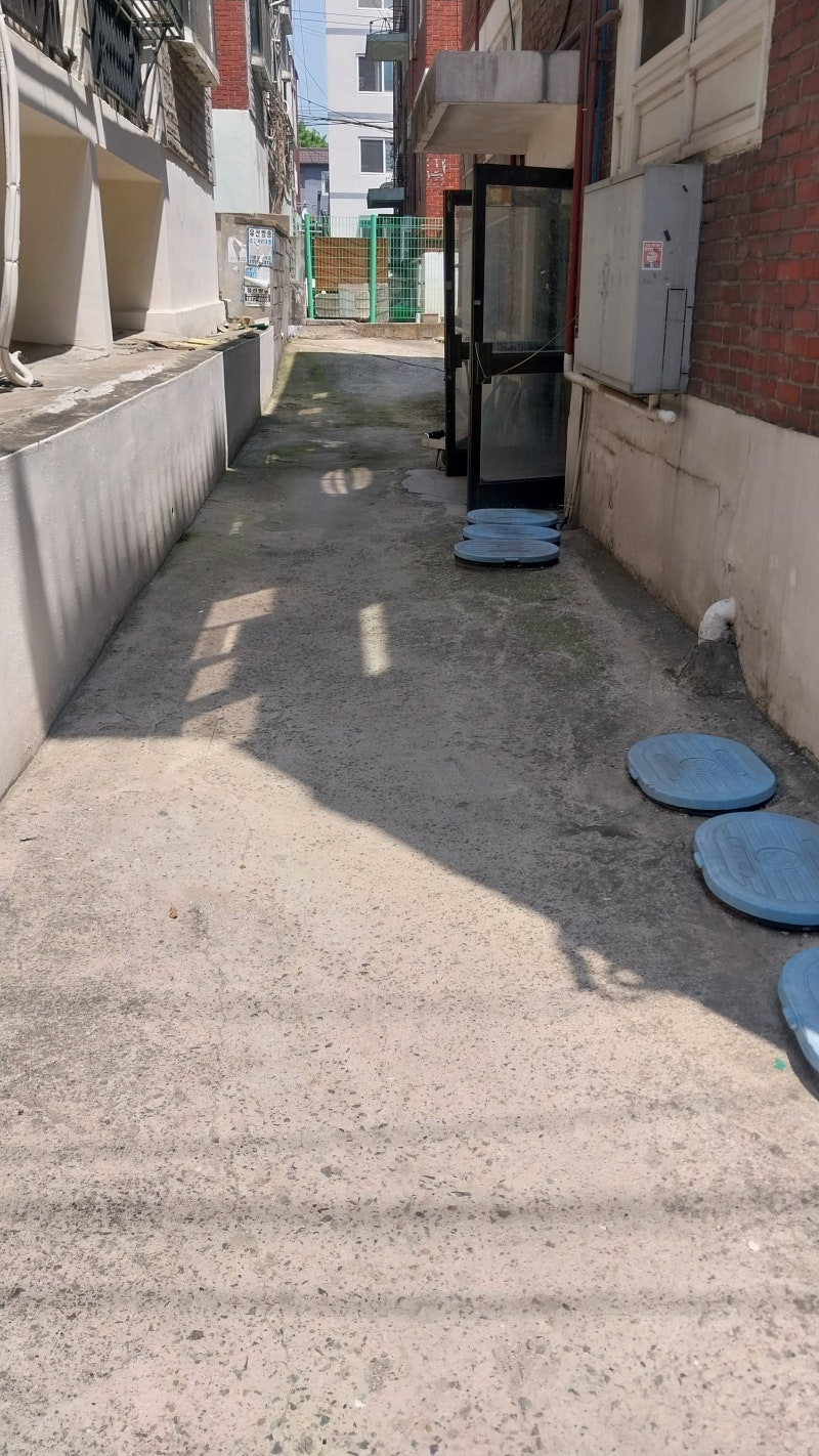 인천 부평구 산곡동 빌라 하수배관 막힘 결국 터졌습니다 / 정화조 배관 파손이 만든 충격적인 역류 현장