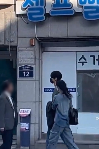 “길거리 팔짱 딱 걸렸다”… 결국 2년째 공개연애 중인 대세 배우 커플