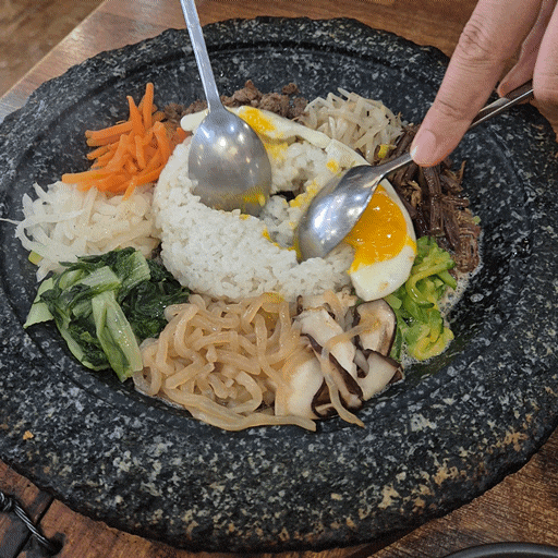 해운대 좌동재래시장 맛집 하가원 돌판비빔밥 수제비 점심 추천