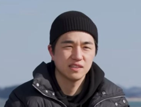   나는솔로 31기 경수 영숙 최커 논란 속 안경점 잠적설에 숨겨진 반전 진실