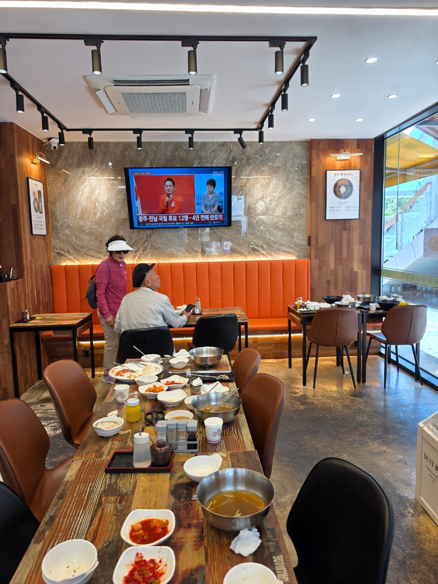 포크포크 수원역점 사진 5