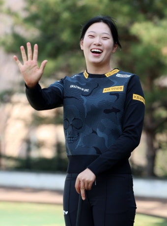 KLPGA 두산 매치플레이 결승 진출, 방신실 프로는 누구? (프로필)