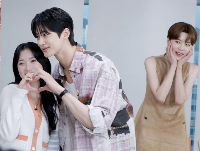 변우석 김혜윤 현커설 종결되지 않는 이유 이 영상 보면 바로 알아