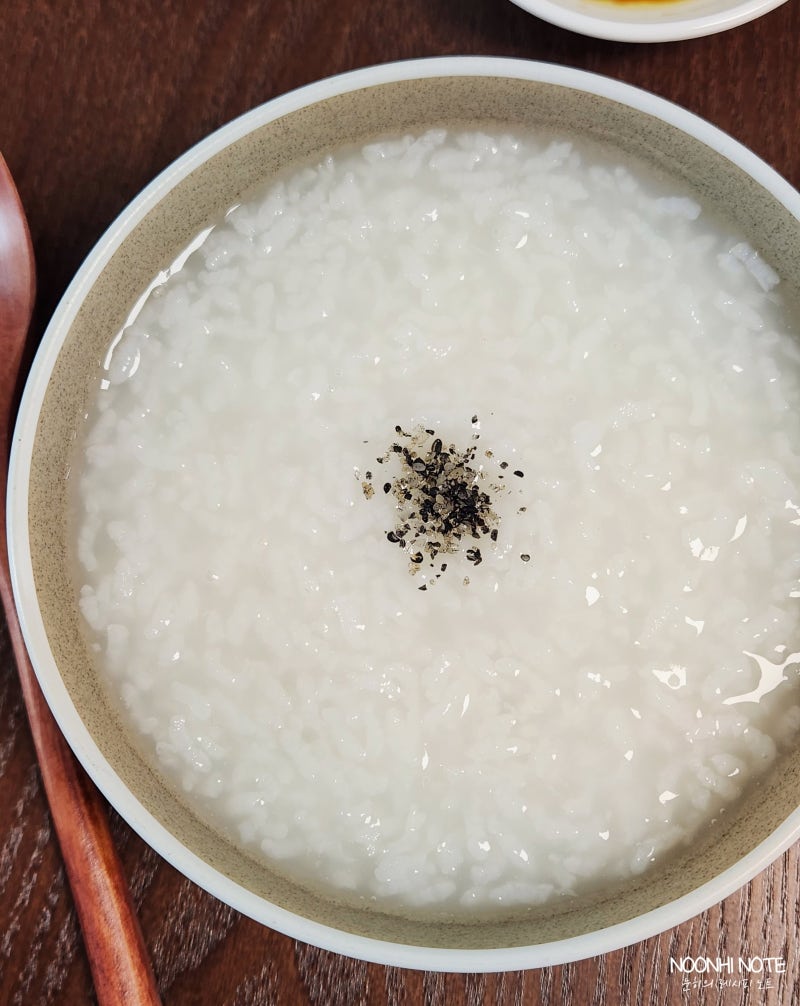 쌀로 흰죽 끓이는법 소화잘되는 장염죽 대장내시경 전 음식