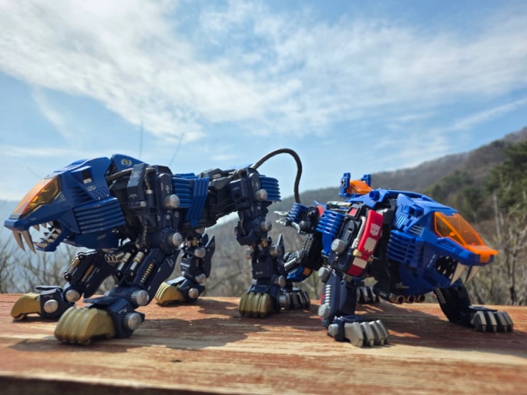  기수신세기 조이드 - 2010년 야마토 다이캐스트 합금 액션 모델 실드 라이거 Shield Liger(YAMATO やまと ゾイド シールドライガー ダイキャストアクションモデル)