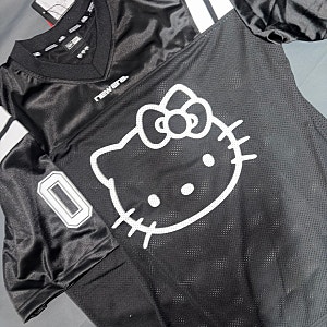 뉴에라 헬로 키티 메쉬 티셔츠 블랙 / HELLO KITTY MESH TEE BLK
