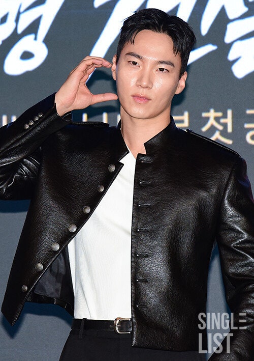 배우 이홍내 프로필 총정리 + ‘취사병 전설이 되다’ 윤동현 근황