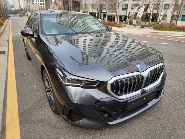  BMW i5 출고 전 확인할 것들: 신차 인수 체크리스트와 사진 기록 팁