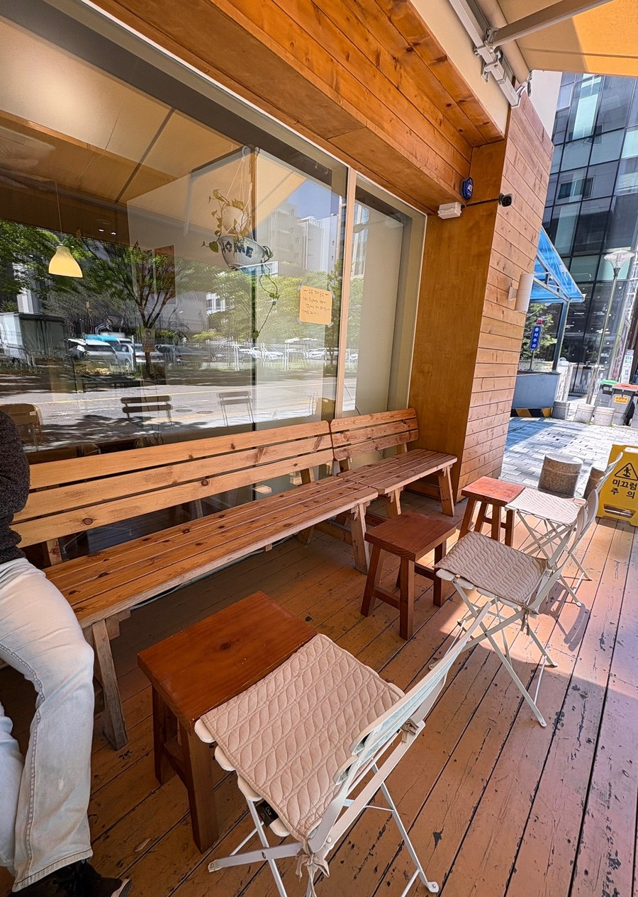 돌핀커피로스터스 사진 3