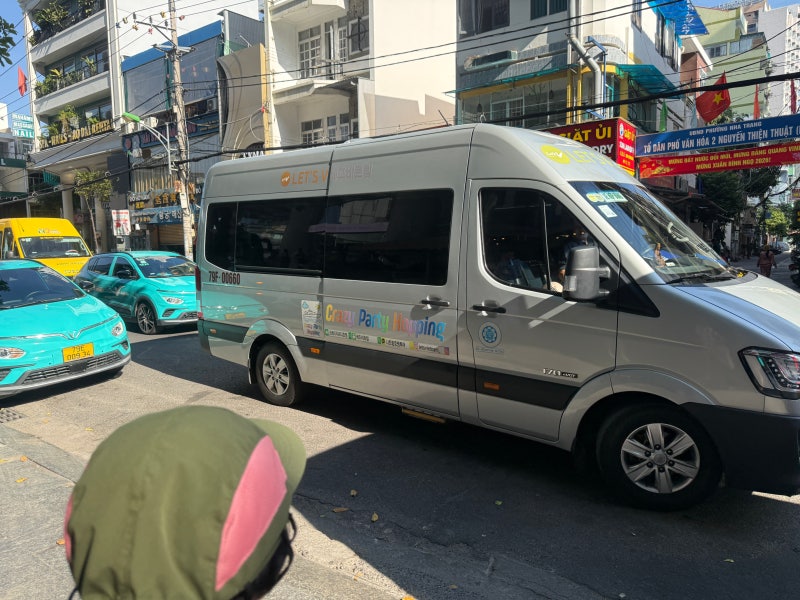 Nha Trang kids hopping
