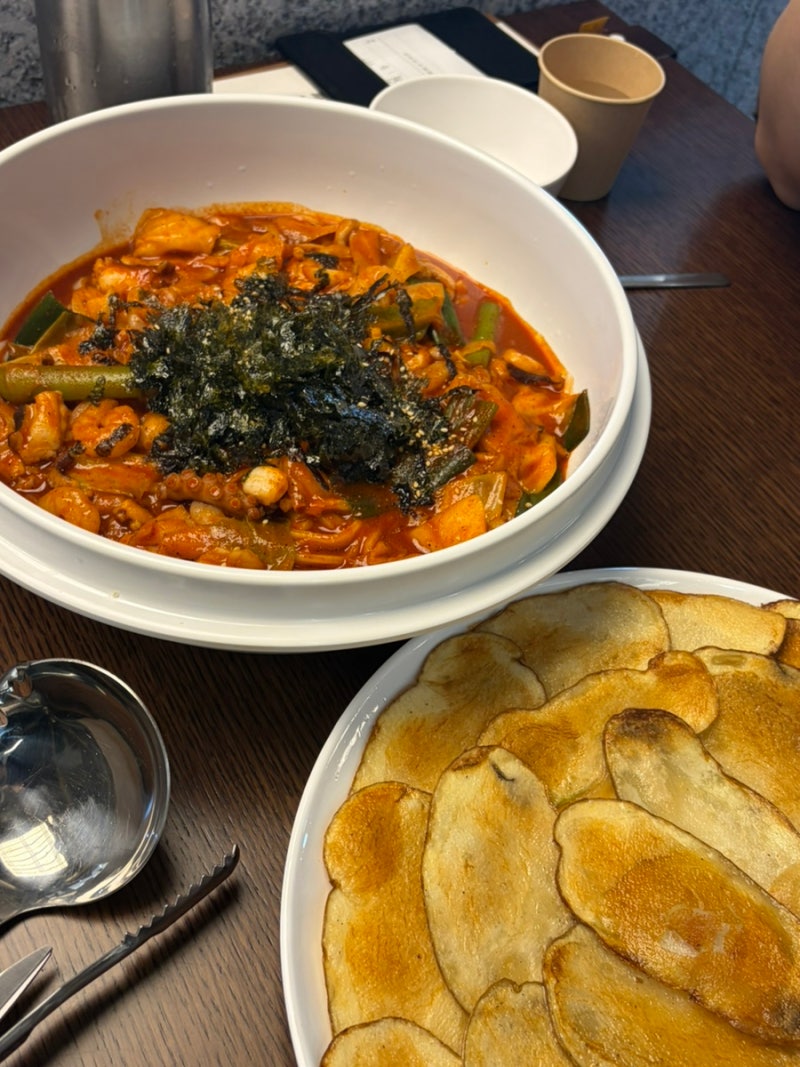 경주 신라제면 ─ 황리단길 칼낙지 칼낙새 감자전 맛집 │ 웨이팅 방법