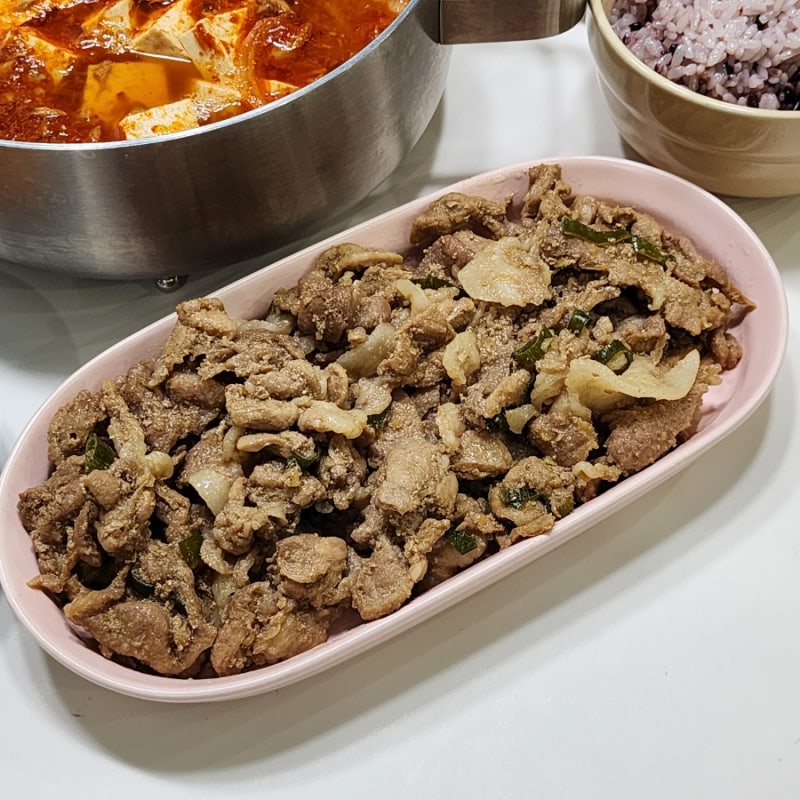 간장 돼지불고기 레시피 류수영 앞다리살 간장 제육볶음