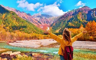  가미코치 산악 비경 도보 여행 - 사계절 고요한 풍경 속으로