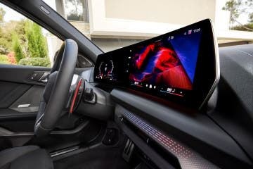 BMW 1시리즈 4천만 원대 해치백, 지금 사도 괜찮을까?