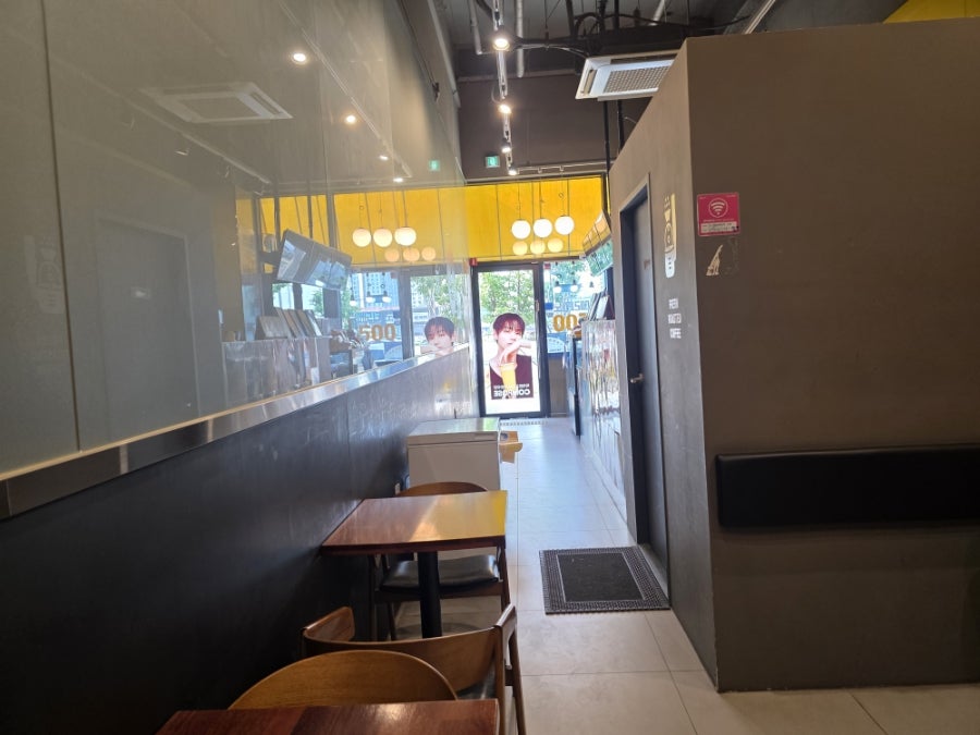 컴포즈커피 영천롯데시네마점 사진 2
